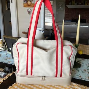 Bath and Body Works carry all bag. Used in great condition.